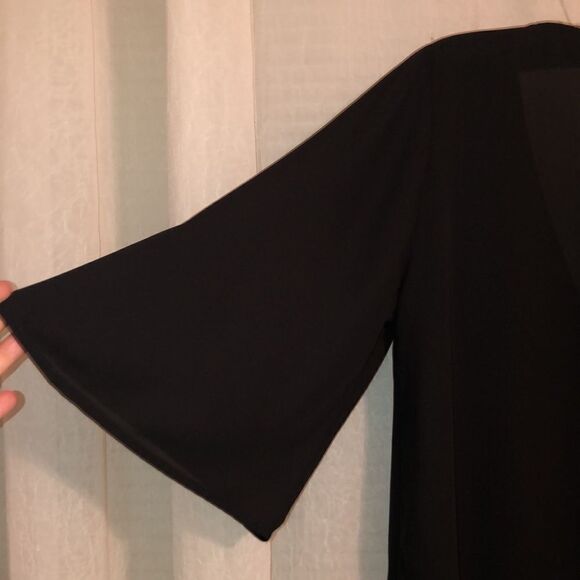 Kancystore M Black Button Front V-Neck Bell Quarter Sleeve Tie Front Blouse - Picture 9 of 12